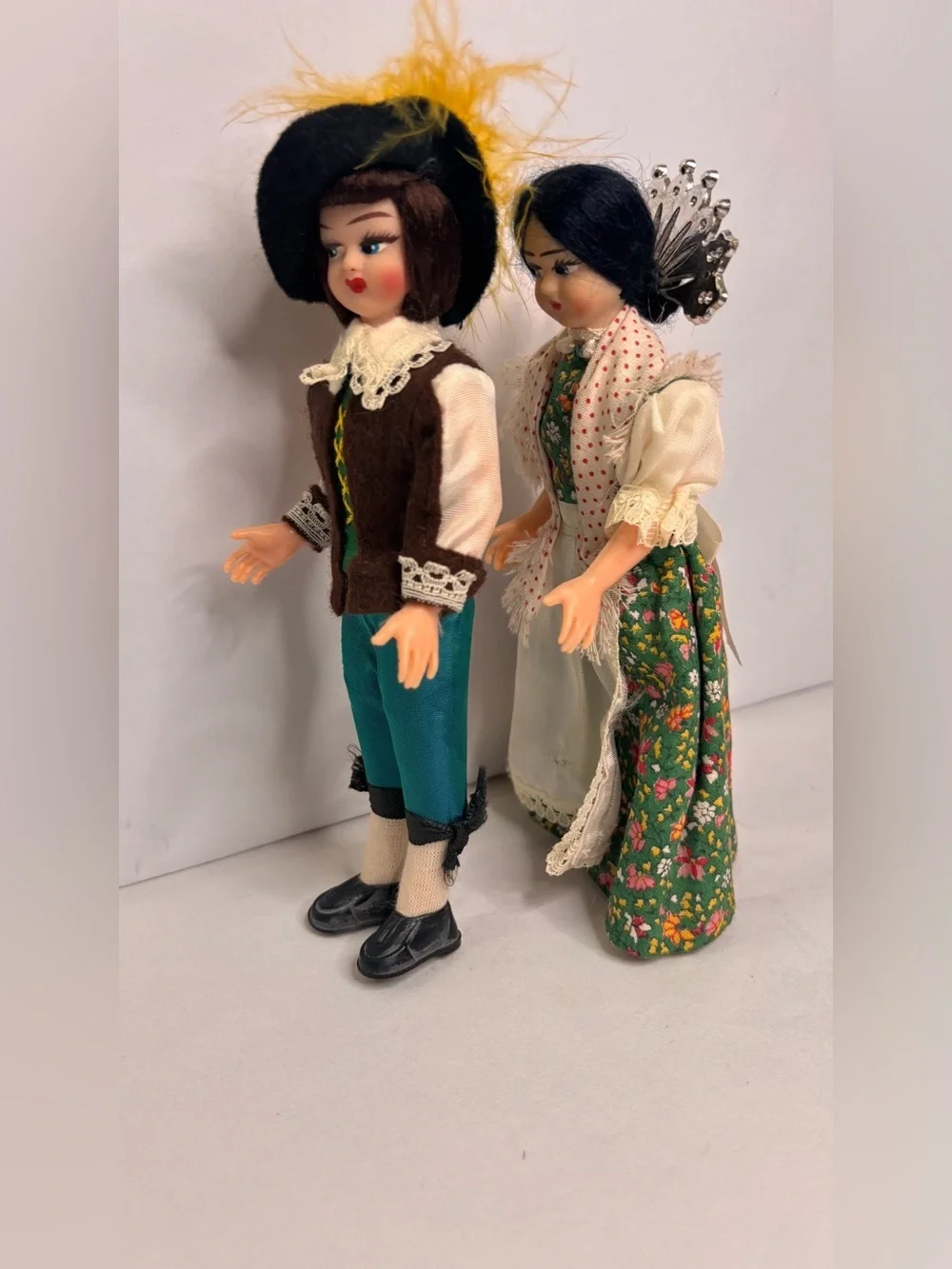Italian Traditional Kids' Doll Pair in Green and Brown Costume from Italy 🇮🇹